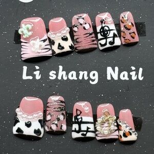 Decorative Nail Set - Pink and Black in Size M
